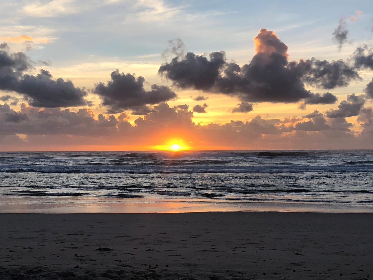 Sanctuary Beach Resort Gold Coast Ngoại thất bức ảnh