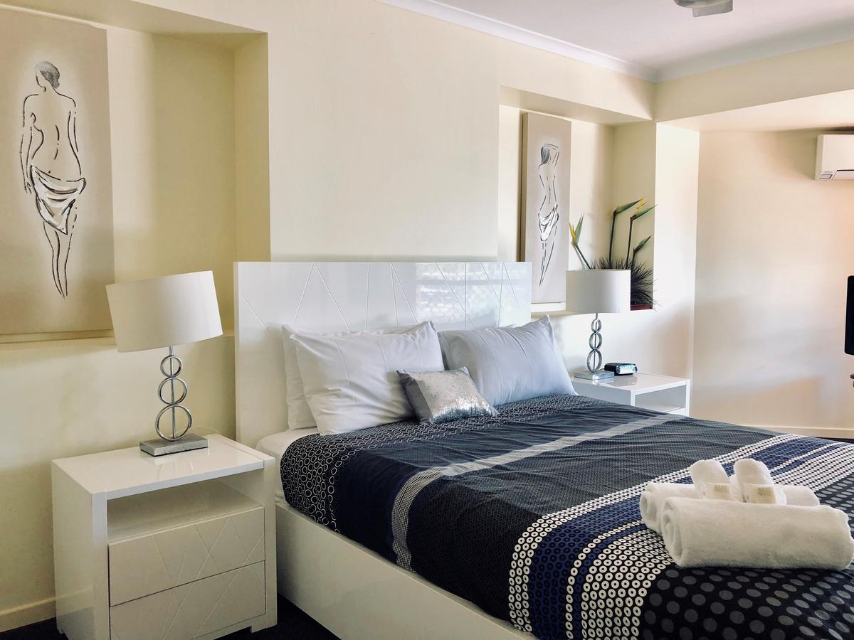 Sanctuary Beach Resort Gold Coast Ngoại thất bức ảnh